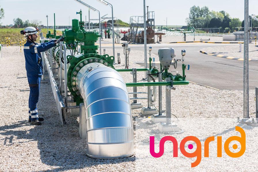 Station d'interconnexion de Pitgam (photo : Nicolas Dorh) et logo ingrid